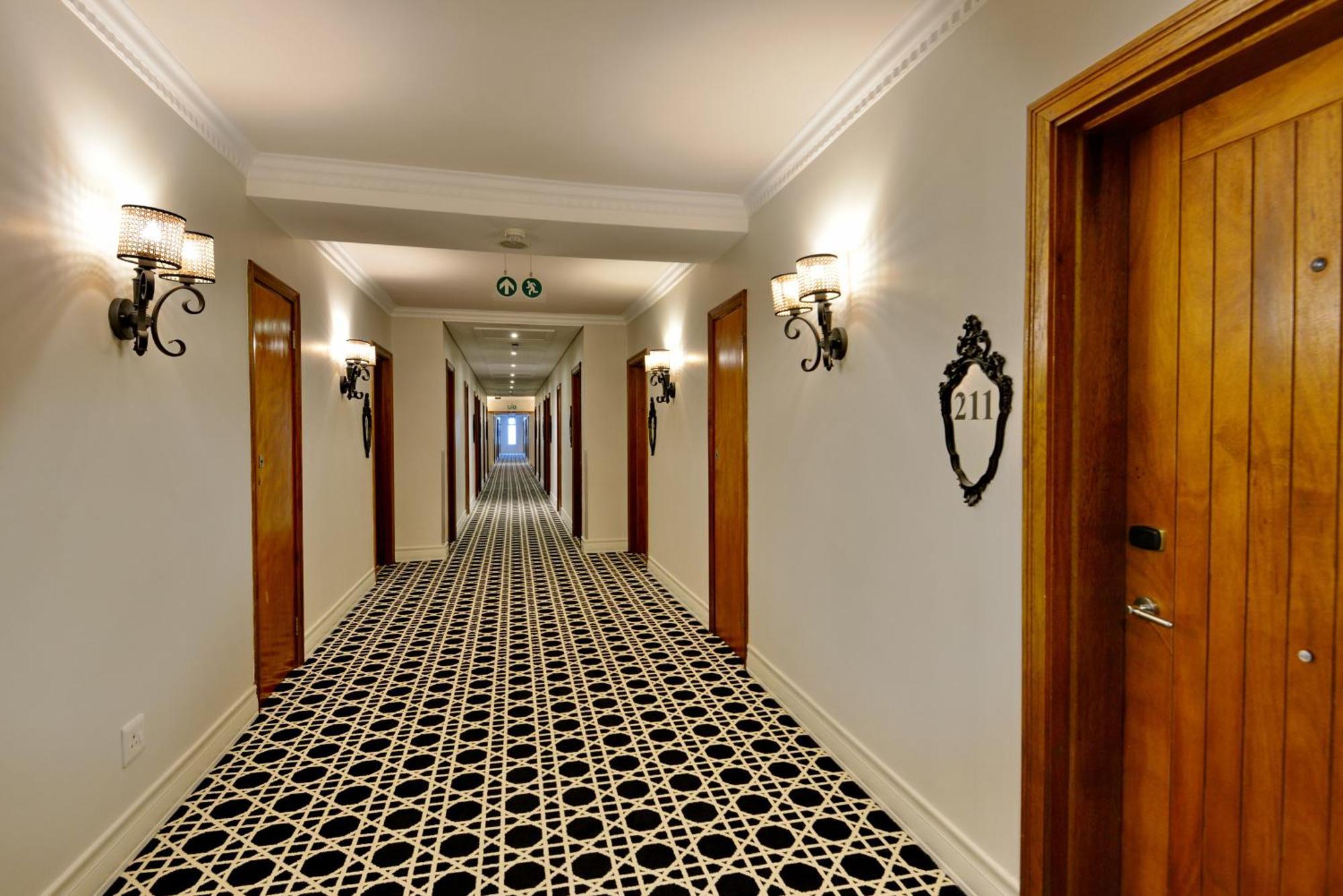 Anew Hotel Hilton Pietermaritzburg מראה חיצוני תמונה