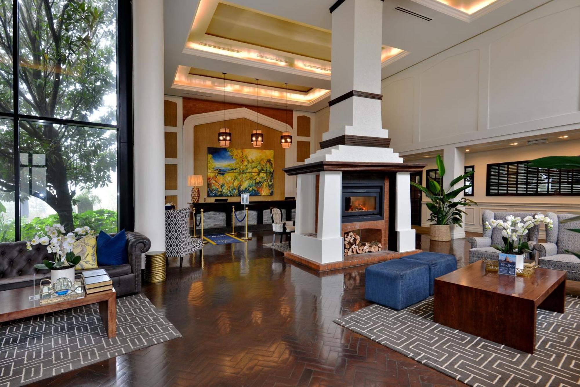 Anew Hotel Hilton Pietermaritzburg מראה חיצוני תמונה
